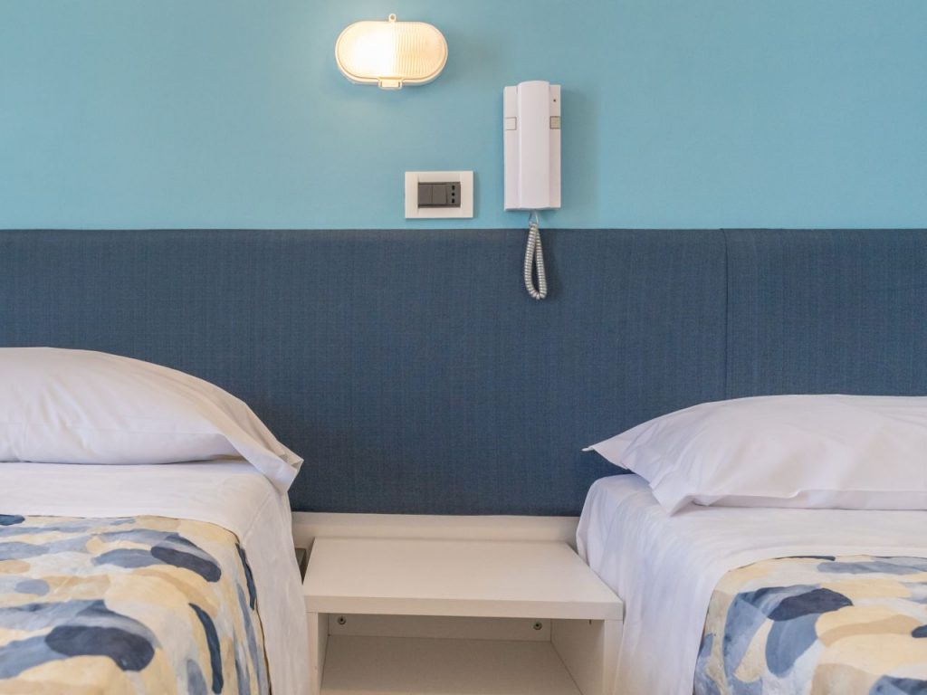 Immagine - "Family Rooms"